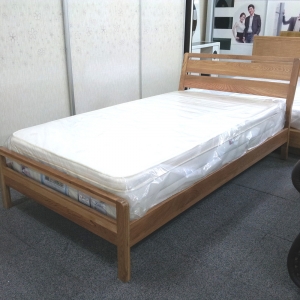 명품 SW 100% 오크원목 슈퍼싱글 침대 (매트 별매이며 진열상품 1개 한정 초특가 판매합니다.)